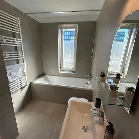B-Holiday Luxury Apartments Kasper Coresi Brasov Exterior photo