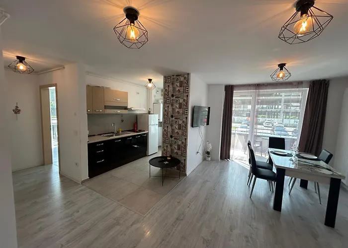 B-Holiday Luxury Apartments Kasper Coresi