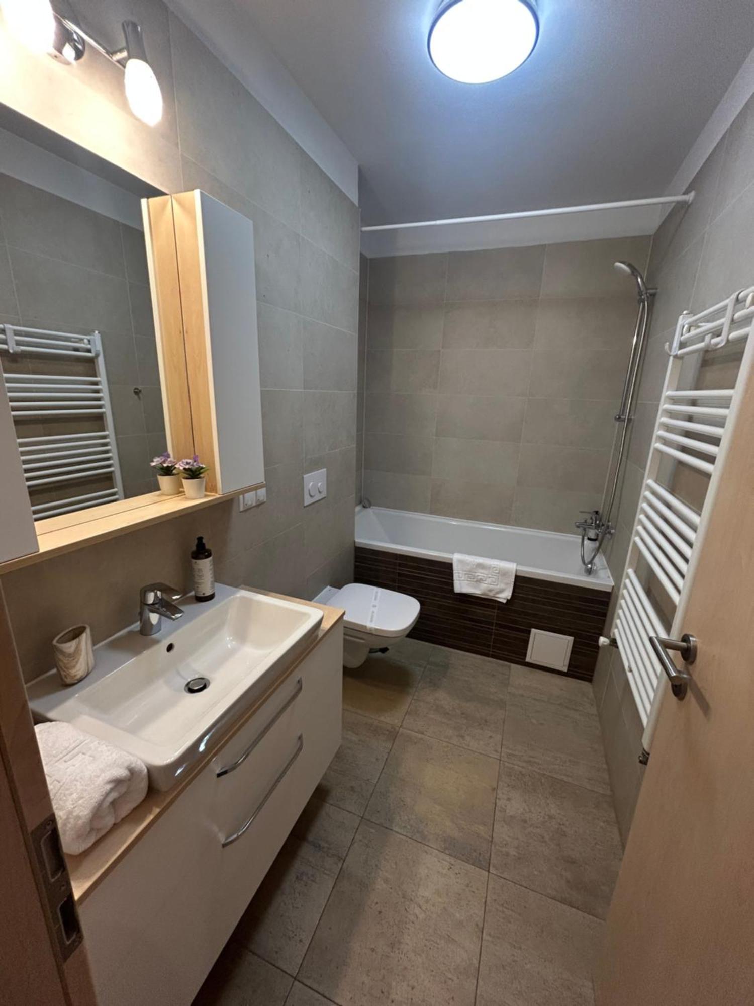 Apartment B-holiday Luxury Kasper Coresi Brașov